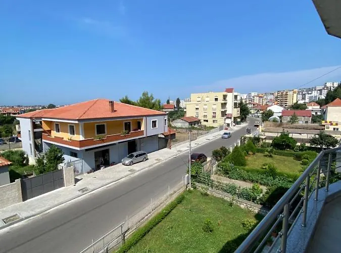 Rajmonda Apartment *